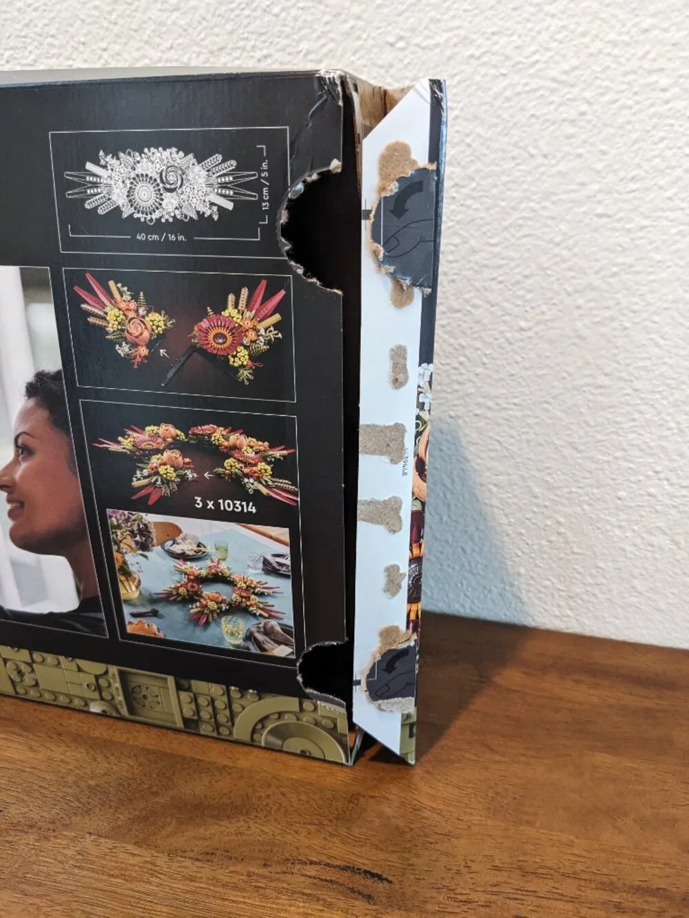 LEGO Botanicals Set #10314 Dried Flower Centerpiece - New in Opened/Damaged Box
